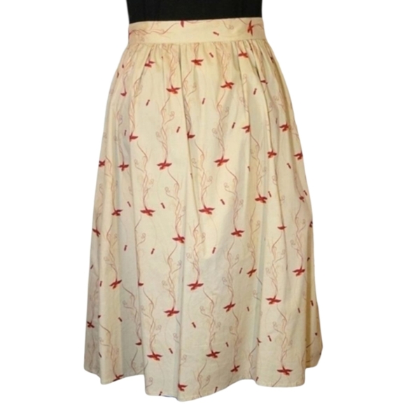 Retro Style Skirt with Red Birds and Bombs Size S/M - Picture 2 of 8